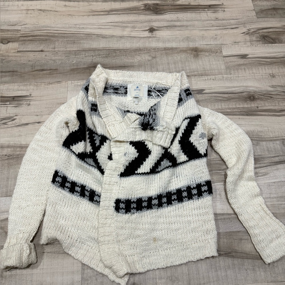 Aerie Cardigan Size Medium